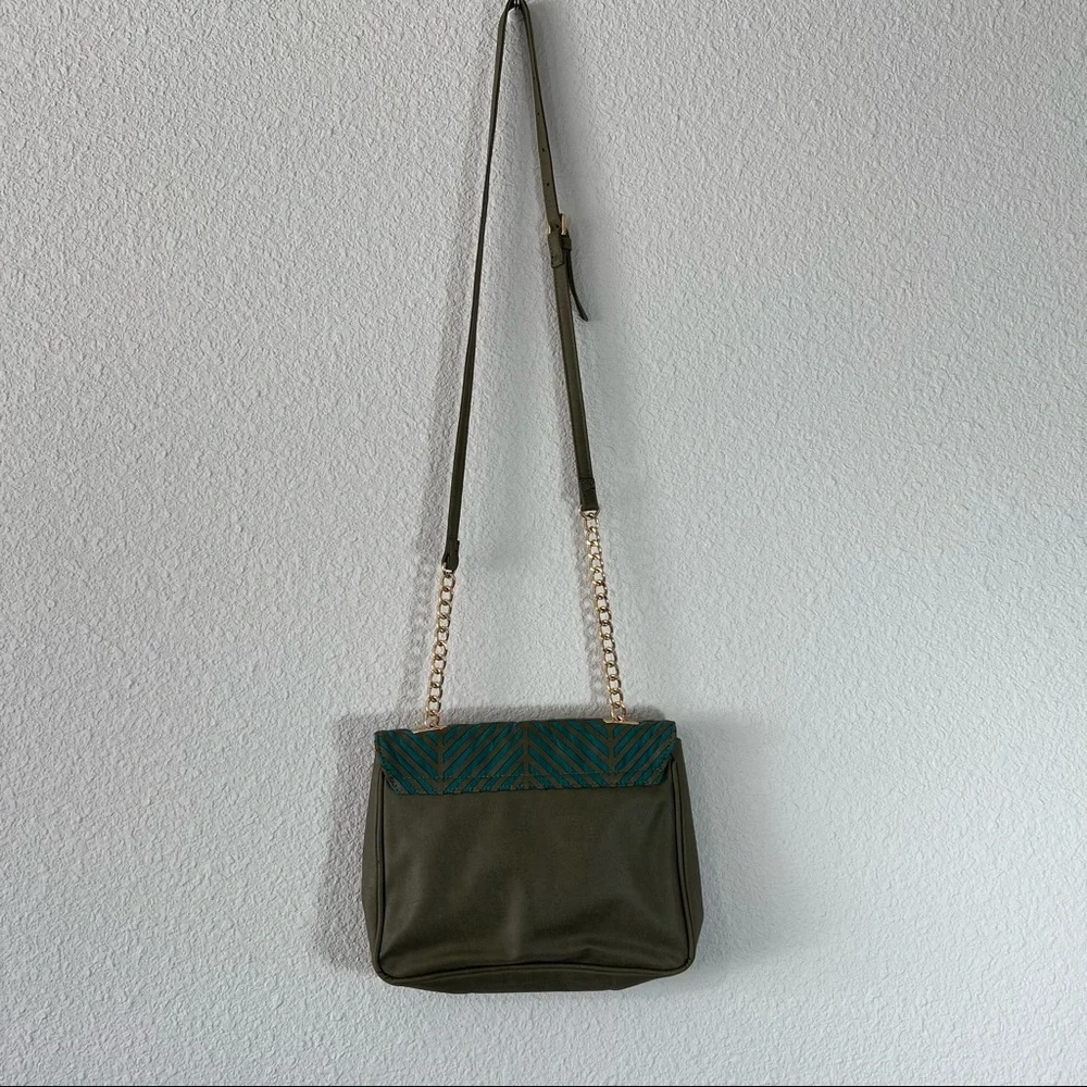 Pretty Ships Crossbody Purse with Magnetic Flap